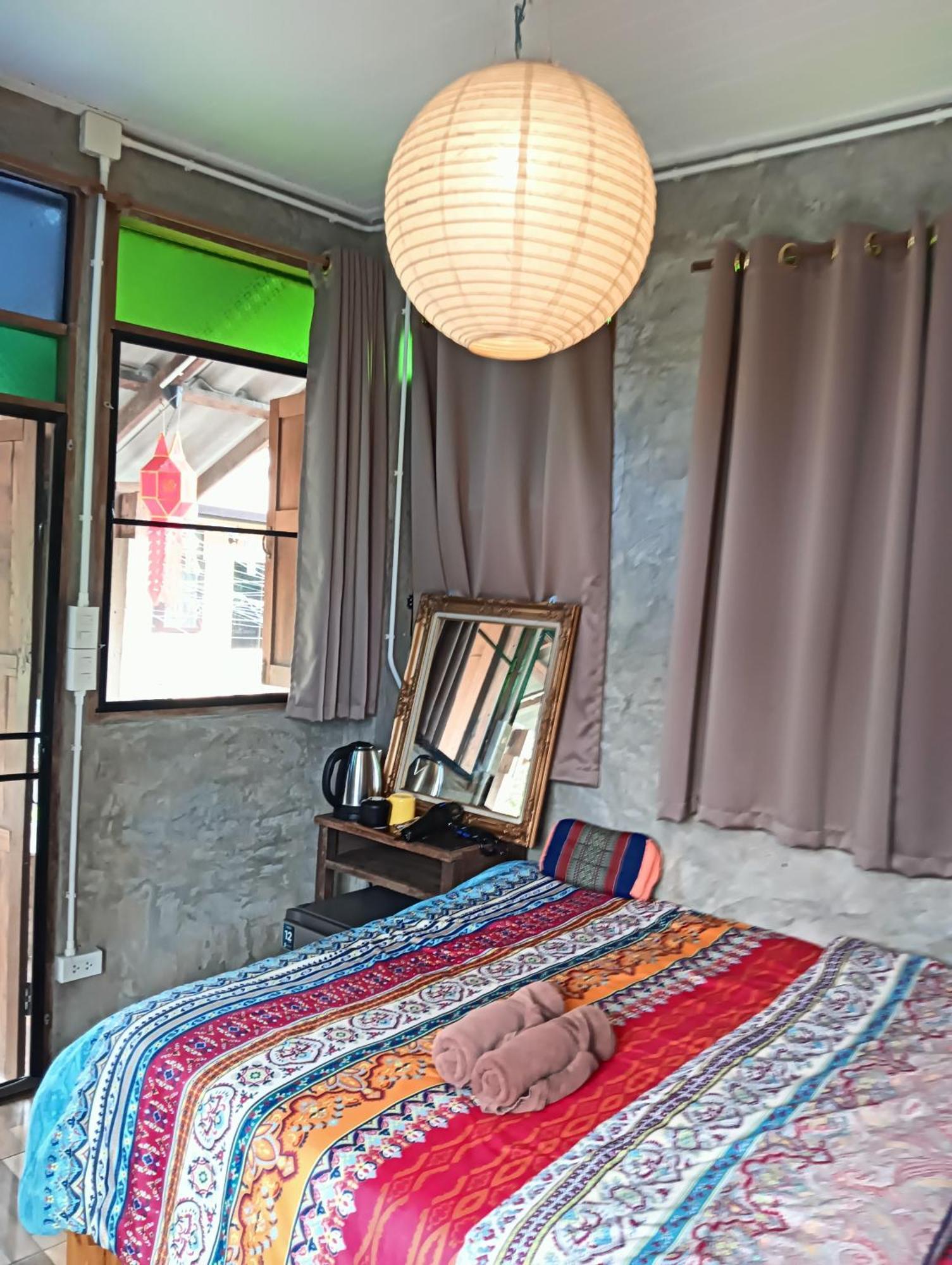 Huen Chiang Man Hostel (Adults Only) Chiang Mai Bagian luar foto