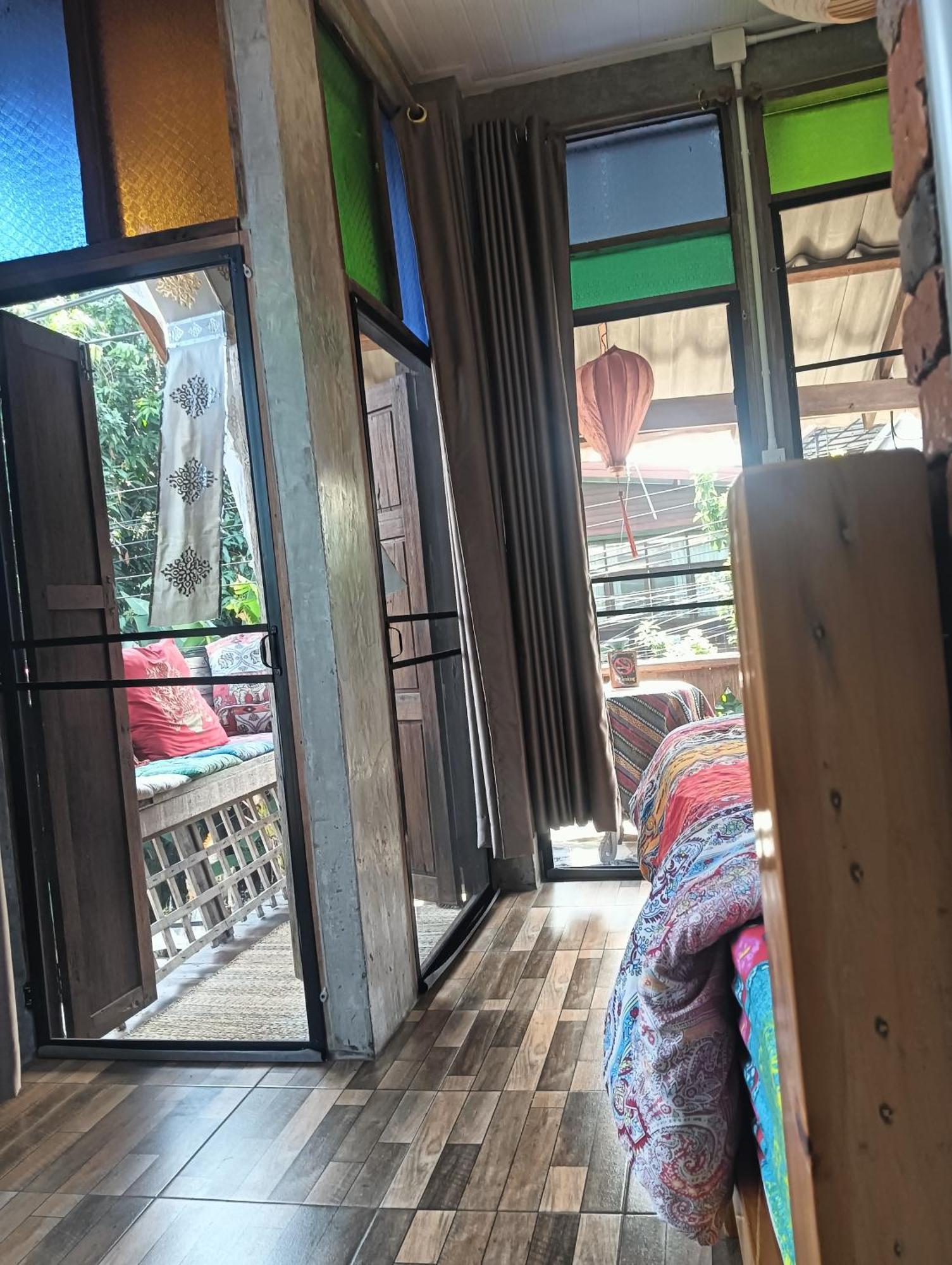 Huen Chiang Man Hostel (Adults Only) Chiang Mai Bagian luar foto
